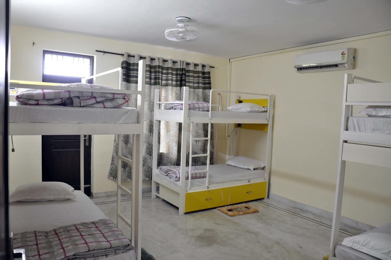 Friends Hostel Nuova Delhi Esterno foto